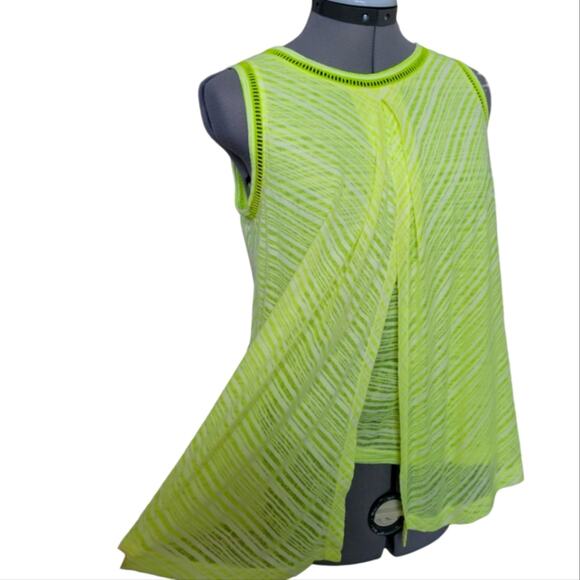 Studio Petite Split Back Loose High Neckline Tank Size Petite Small Yellow - Picture 6 of 10